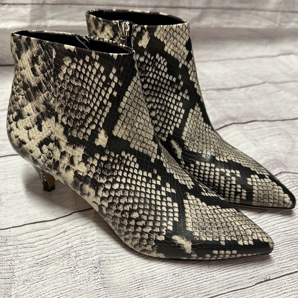 Circus by Sam Edelman Womens Kirby snakeskin ankle boot size 7 - Picture 1 of 10